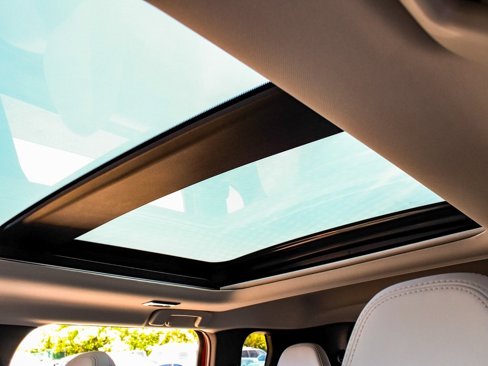 New 2025 Mitsubishi Outlander SE image 44