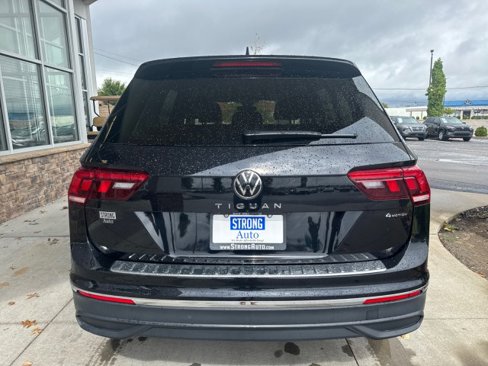 Used 2024 Volkswagen Tiguan Wolfsburg Edition image 4