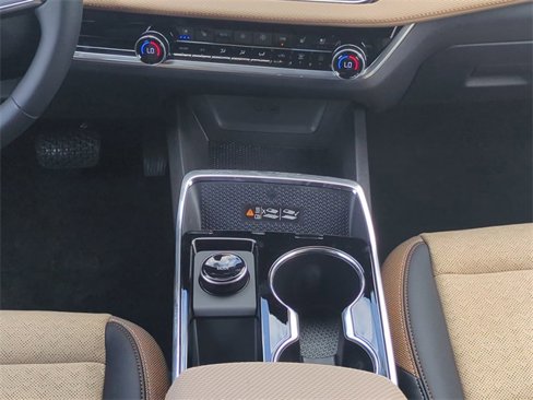 New 2026 Chevrolet Equinox ACTIV w/ Convenience Package III image 20