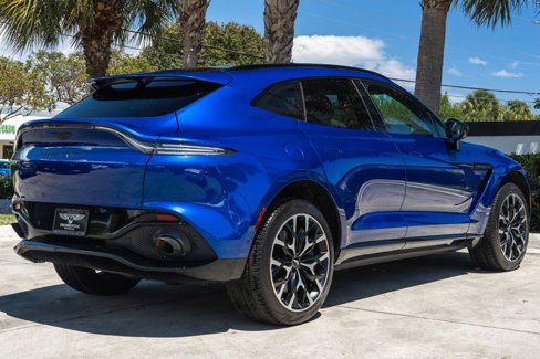 Used 2021 Aston Martin DBX image 8