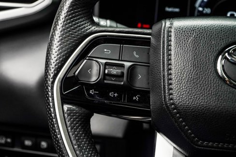 Used 2024 Toyota Sequoia Platinum image 30