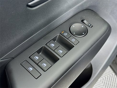 New 2025 Hyundai Kona SEL image 28