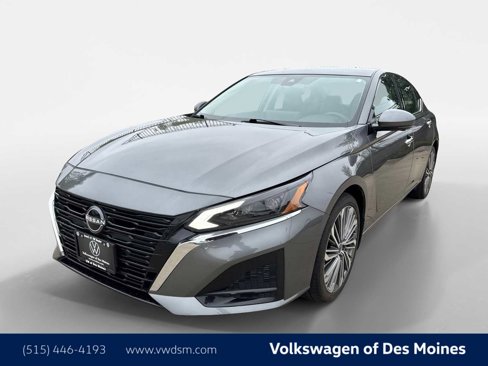 Used 2024 Nissan Altima 2.5 SL image 1