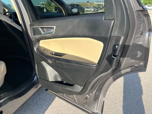 Used 2024 Ford Edge SEL image 14