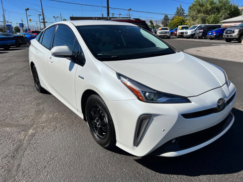 Used 2019 Toyota Prius AWD image 2
