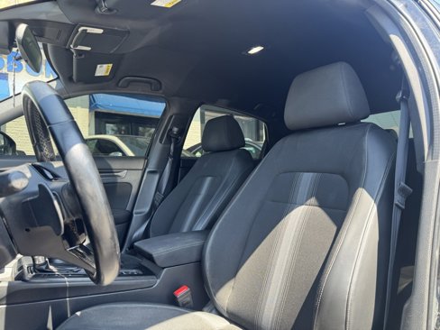 Used 2022 Honda Civic Sport image 11