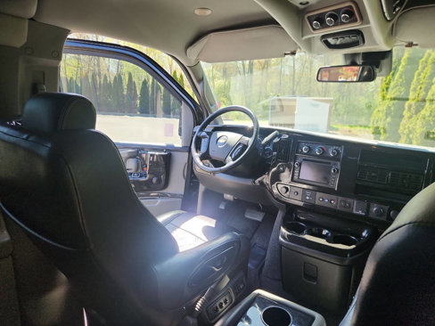 Used 2019 Chevrolet Express 2500 Extended w/ Enhanced Convenience Package image 38