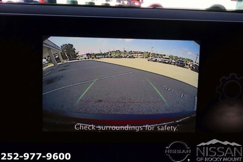 Used 2025 Nissan Kicks SV w/ Charging Package image 23