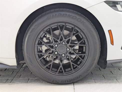 Used 2024 Ford Mustang Coupe image 11
