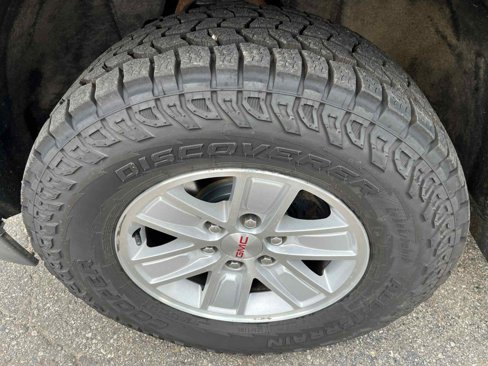 Used 2017 GMC Sierra 1500 SLE image 13