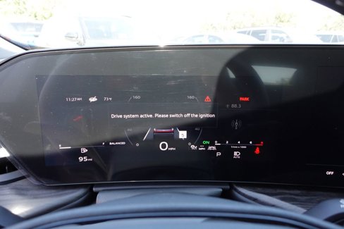 New 2025 Audi Q5 Prestige image 16