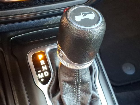 Used 2024 Jeep Wrangler Unlimited image 14