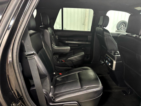 Used 2020 Ford Expedition XLT w/ Equipment Group 201A image 12