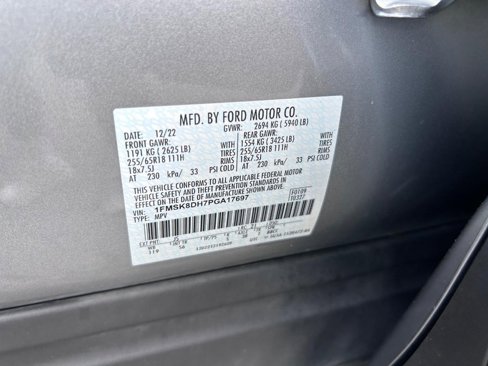 Used 2023 Ford Explorer XLT w/ Equipment Group 202A image 23
