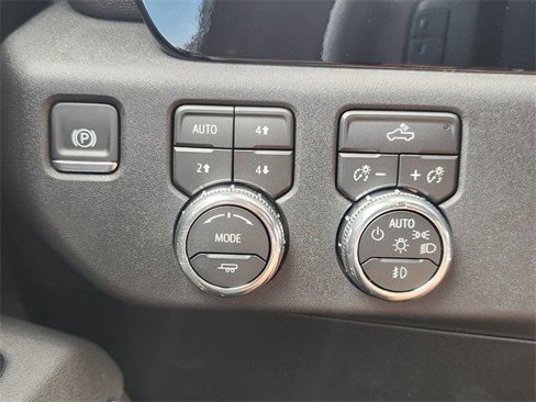 New 2026 GMC Sierra 1500 Elevation image 24