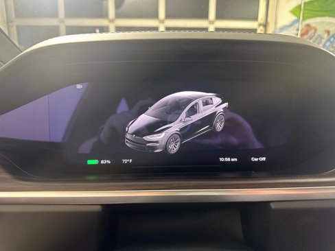 Used 2025 Tesla Model X image 21