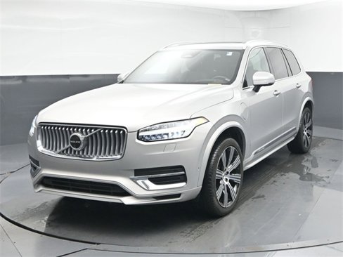 Used 2024 Volvo XC90 T8 Ultimate image 3
