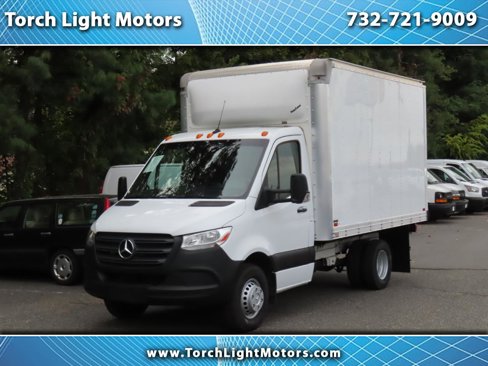 Used 2021 Mercedes-Benz Sprinter 3500 image 1