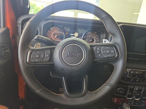 Used 2025 Jeep Wrangler Unlimited Rubicon 392 image 20
