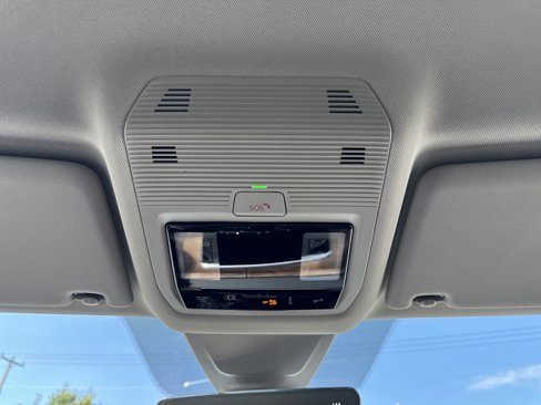 New 2026 Volkswagen Atlas SE image 17