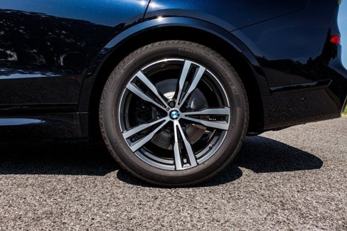 Used 2026 BMW X7 M60i image 15