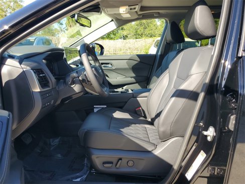 New 2026 Nissan Rogue Platinum image 11