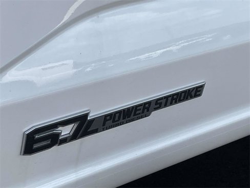 New 2025 Ford F350 Lariat w/ Lariat Ultimate Package image 15