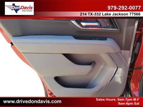 New 2026 GMC Yukon Elevation image 15