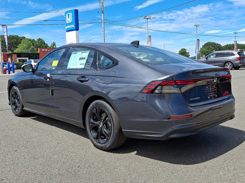 New 2025 Honda Accord SE image 4