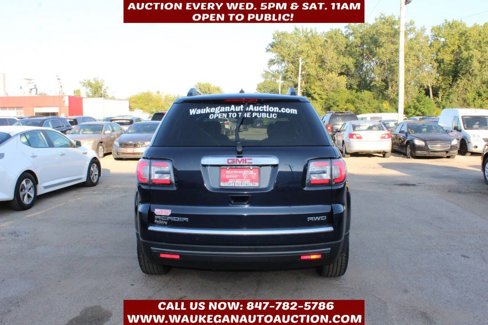 Used 2015 GMC Acadia SLT image 3