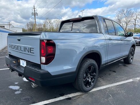 New 2026 Honda Ridgeline Black Edition image 5