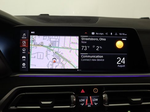 Used 2022 BMW X7 M50i image 54