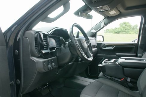 Used 2022 Chevrolet Silverado 1500 LT image 15