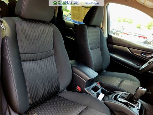 Used 2020 Nissan Rogue SV image 22