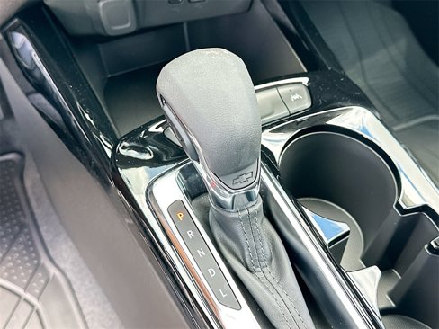 New 2025 Chevrolet Trax LT w/ Driver Confidence Package image 11