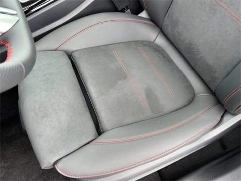 Used 2025 Mercedes-Benz CLA 250 4MATIC image 10