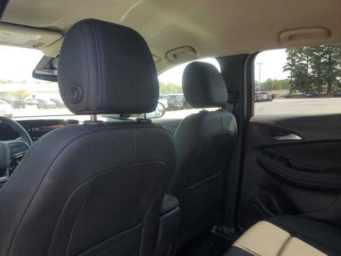 New 2026 Buick Encore GX Sport Touring image 7