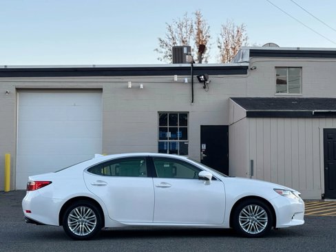 Used 2015 Lexus ES 350 image 7