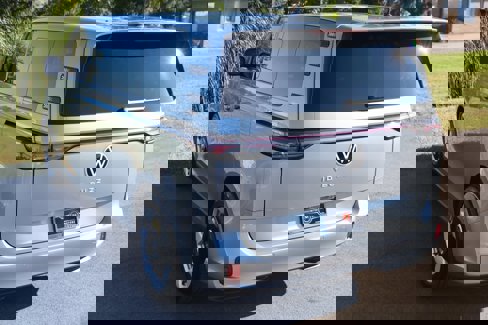 Used 2025 Volkswagen ID. Buzz Pro S image 30