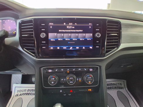 Used 2022 Volkswagen Atlas Cross Sport SE w/ Panoramic Sunroof Package image 19