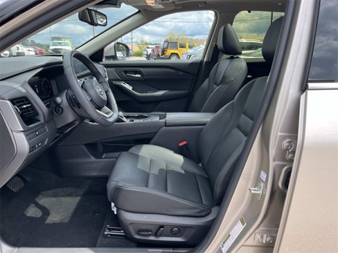 Used 2024 Nissan Rogue SL w/ SL Premium Package image 24