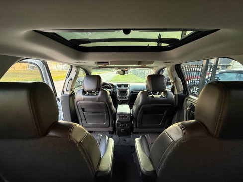 Used 2016 GMC Acadia Denali image 21