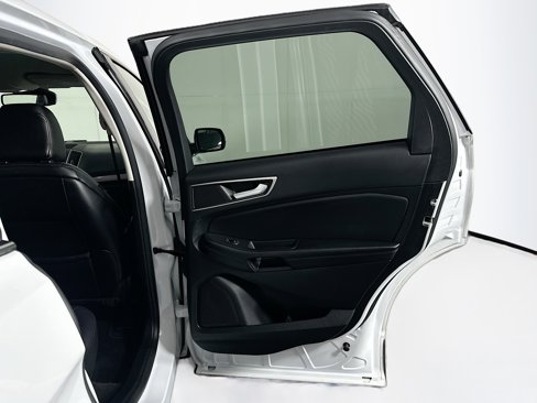 Used 2023 Ford Edge SEL image 29