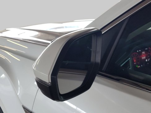 New 2025 Volkswagen Atlas SEL Premium R-Line image 39