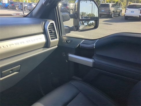Used 2022 Ford F250 Lariat w/ Chrome Package image 7