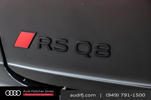 New 2025 Audi RS Q8 performance image 9