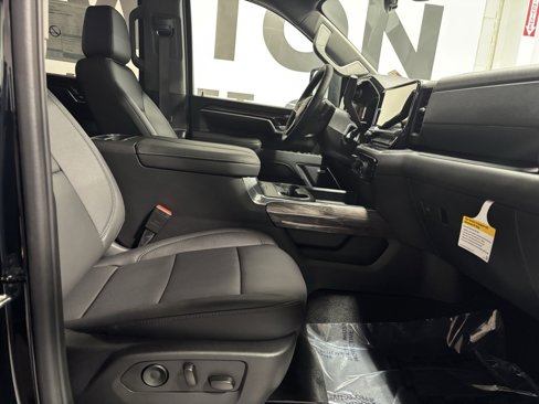 New 2025 Chevrolet Silverado 2500 LTZ w/ Trail Boss Package image 28