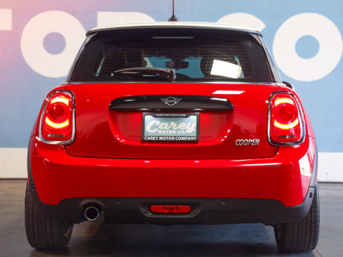 Used 2019 MINI Cooper 2-Door Hardtop image 9