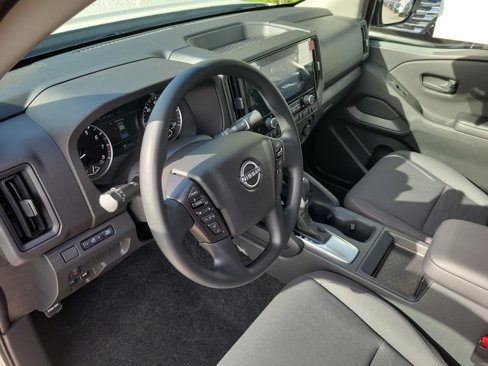 New 2026 Nissan Frontier S image 9