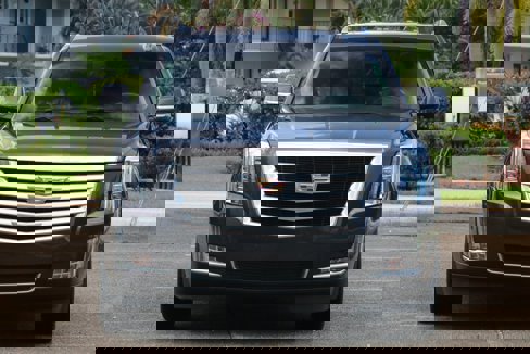 Used 2018 Cadillac Escalade Luxury image 8